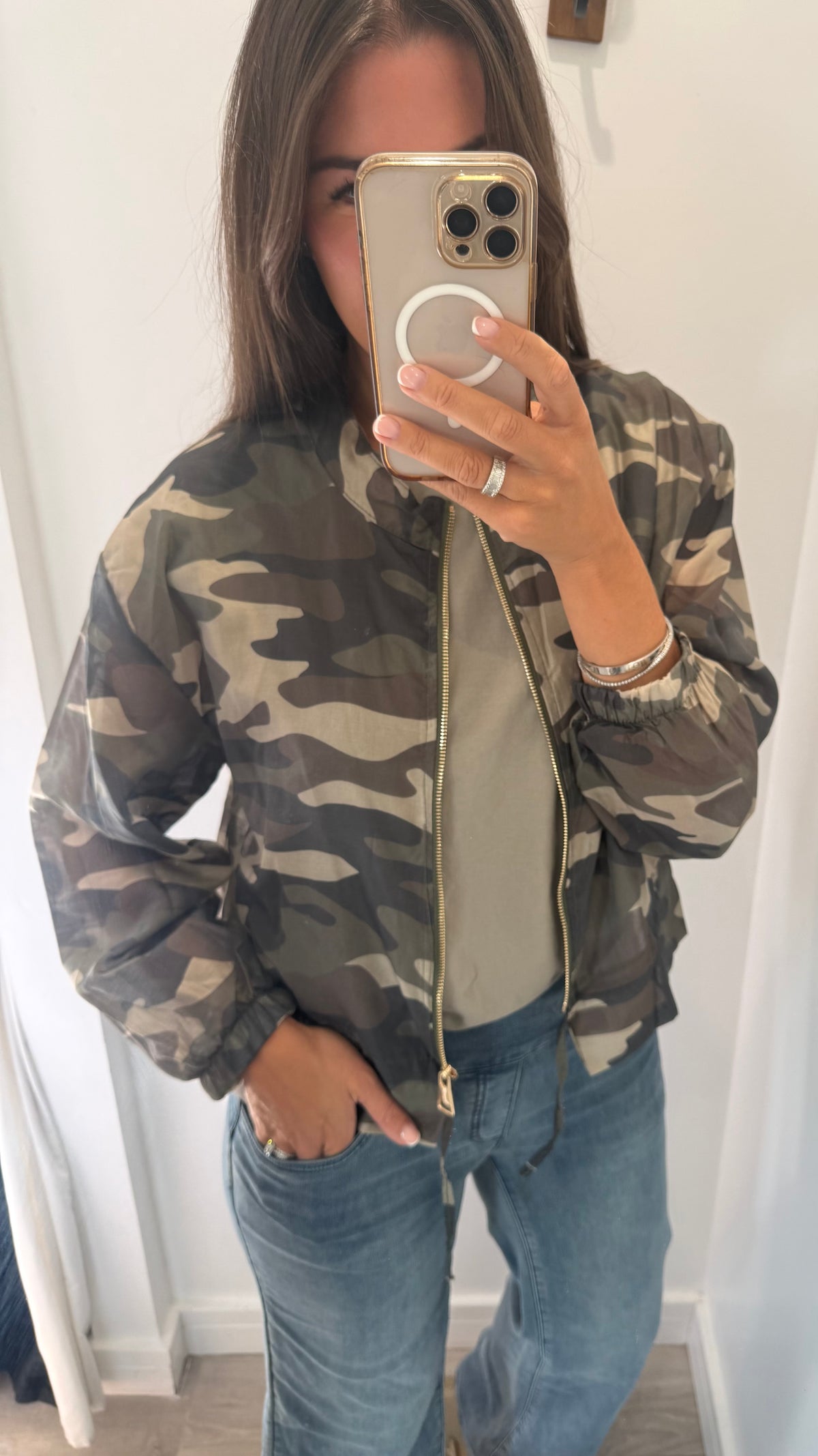 CAMO SILKY BOMBER JACKET