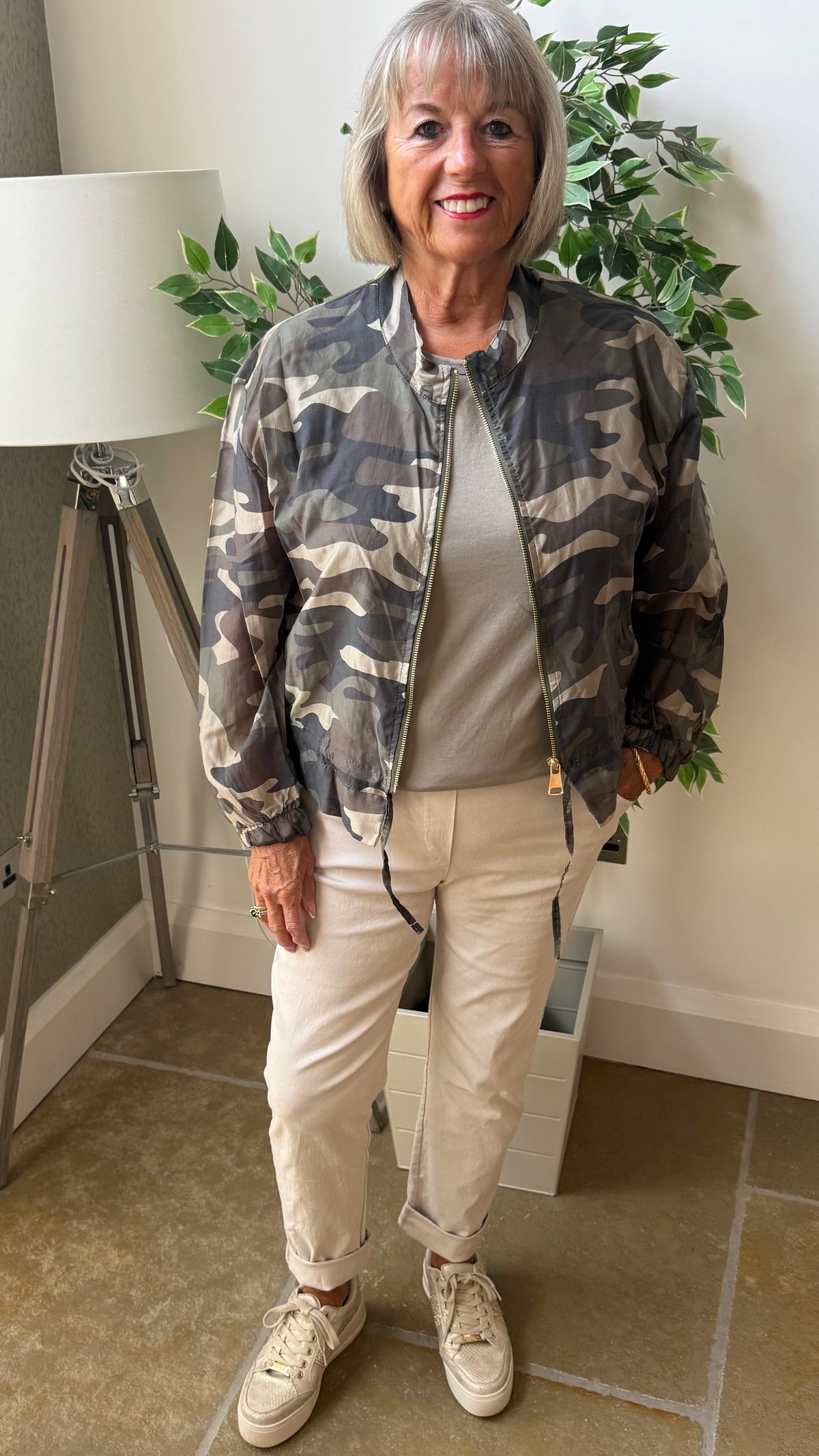 CAMO SILKY BOMBER JACKET