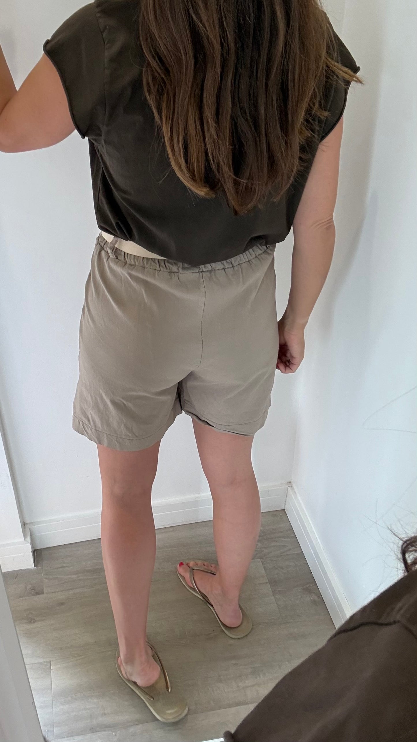 SAND TAILORED SHORTS
