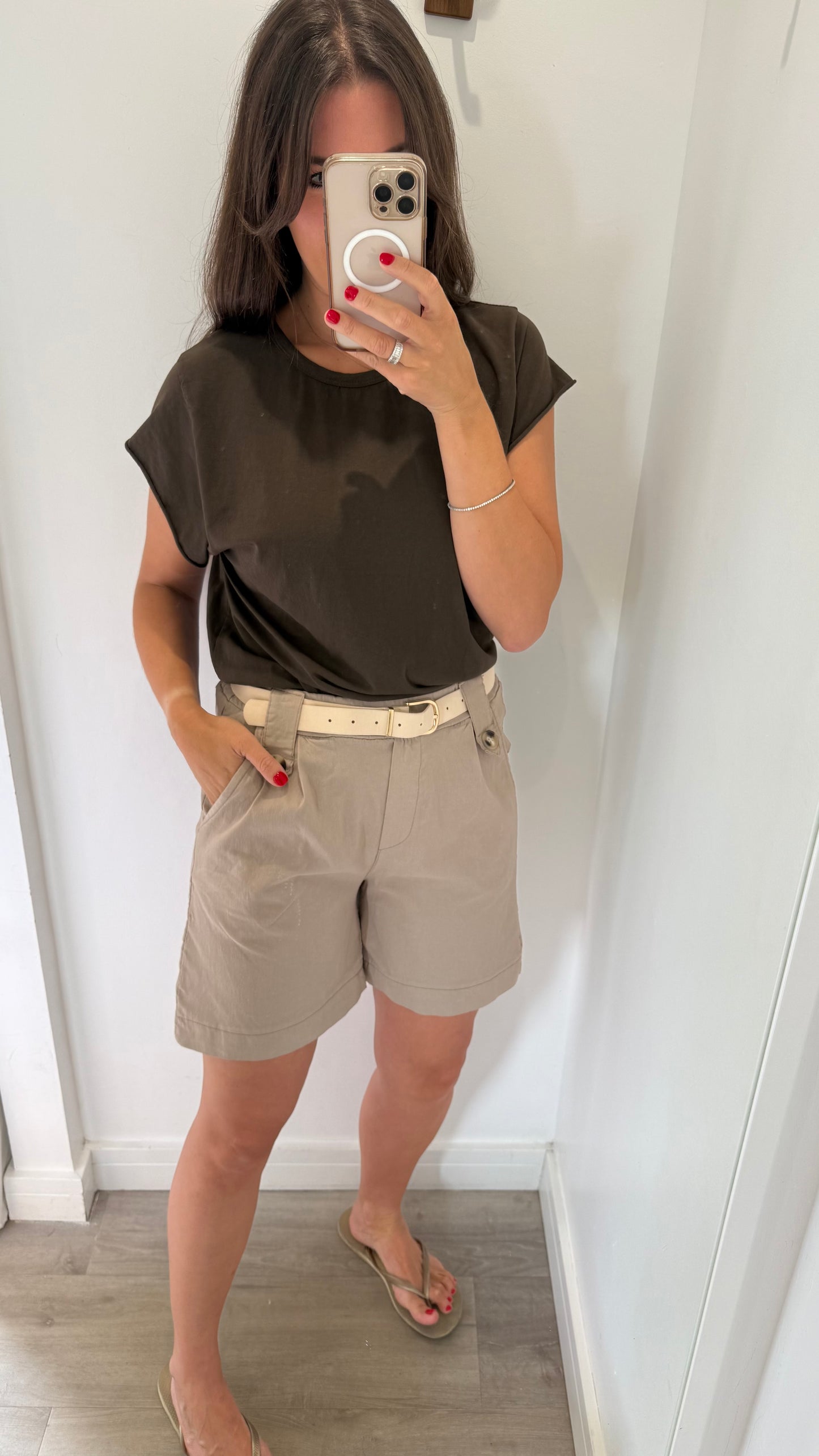 SAND TAILORED SHORTS
