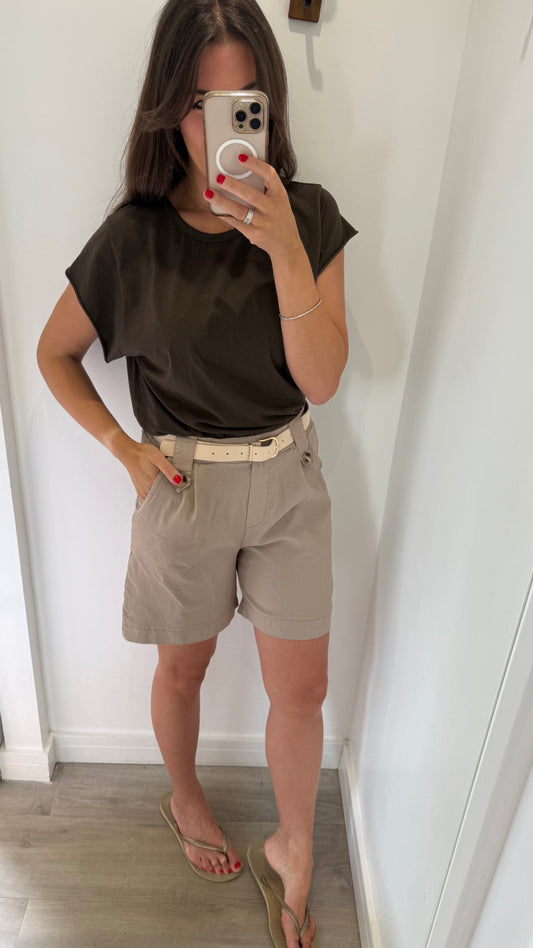 SAND TAILORED SHORTS