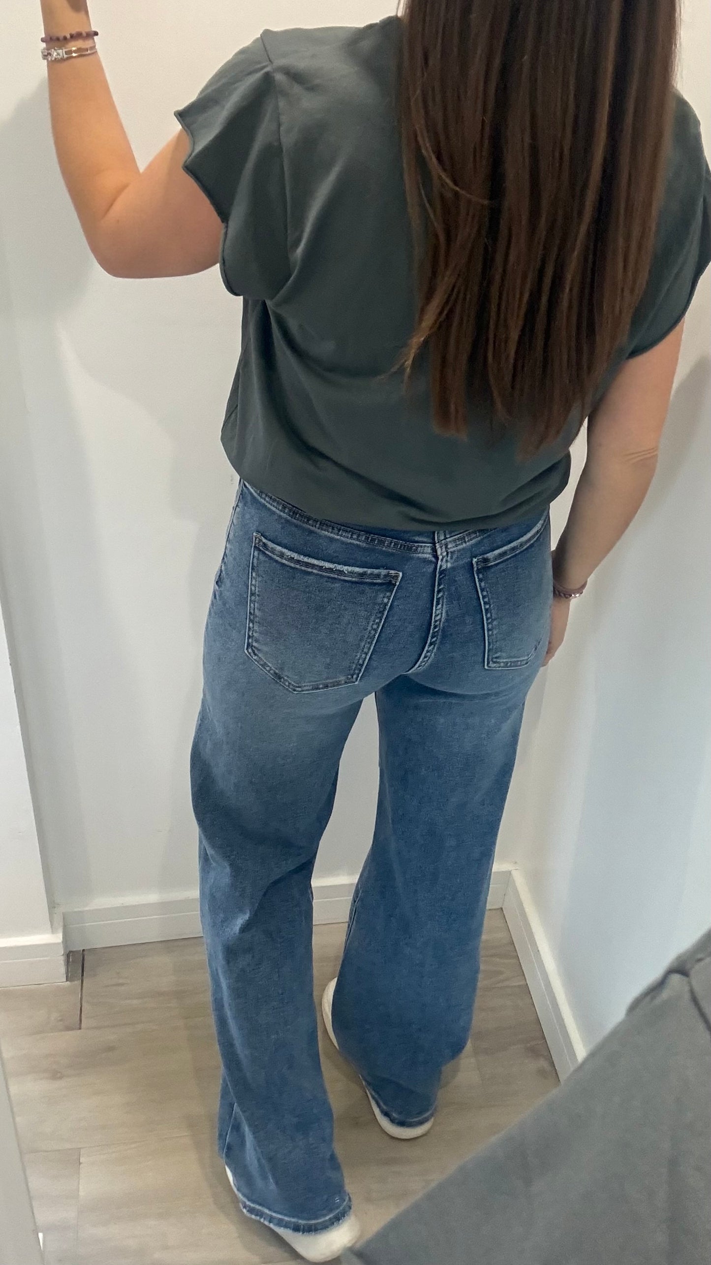 CHARCOAL CAP SLEEVE TEE