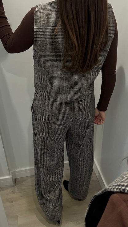 CHECKED WIDE-LEG TROUSERS WITH CHOCOLATE WAISTBAND