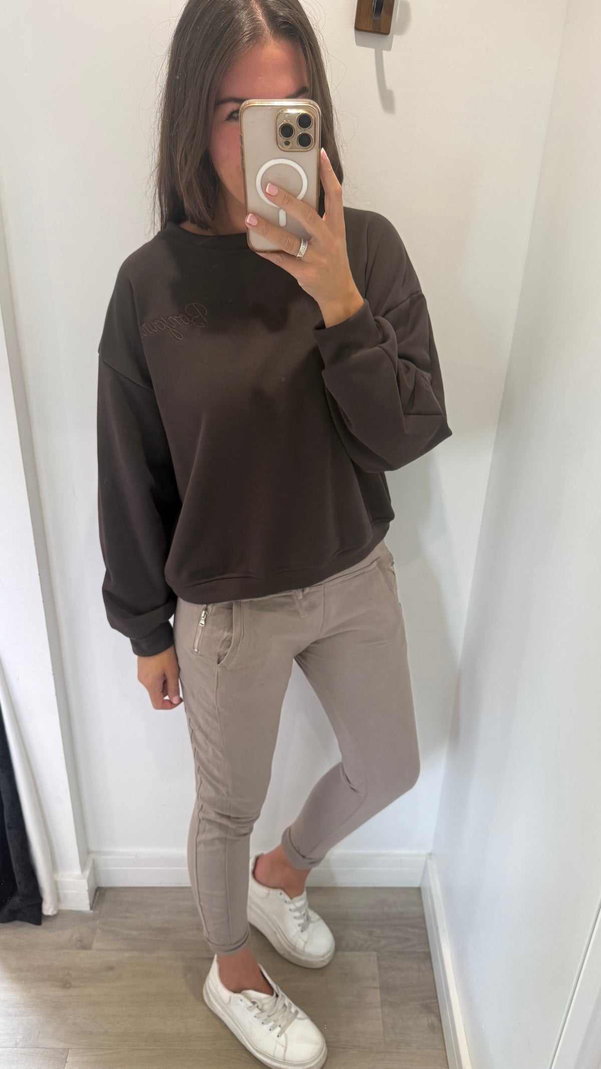 CHOCOLATE BROWN BONJOUR SWEAT