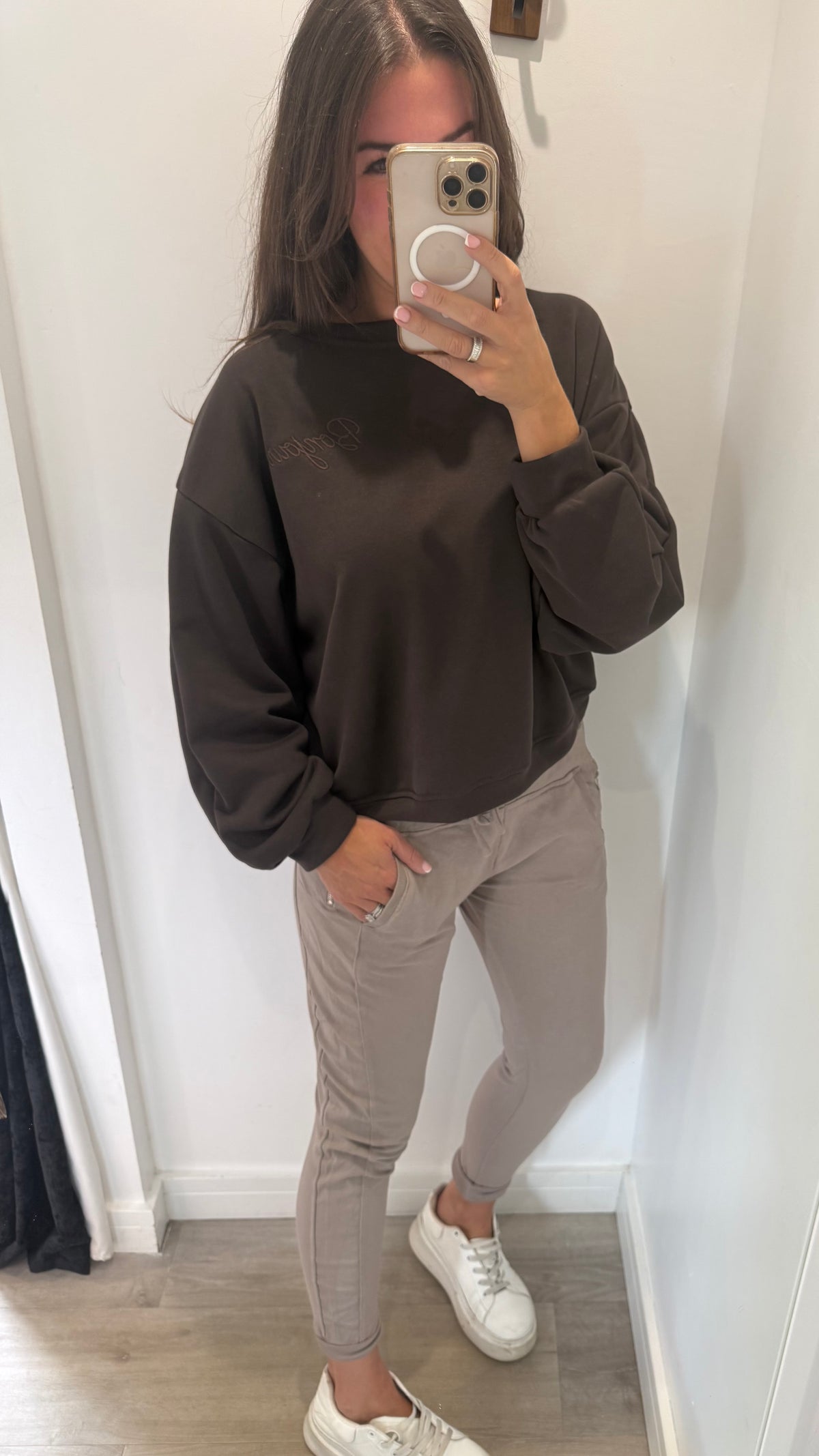 CHOCOLATE BROWN BONJOUR SWEAT