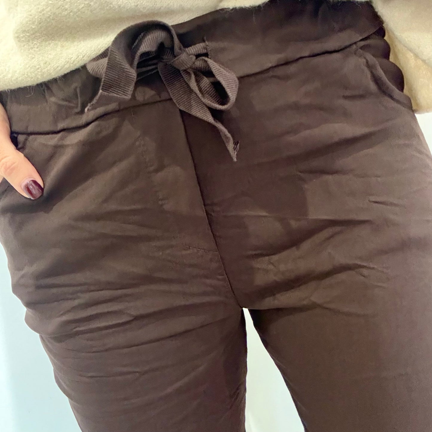 CHOCOLATE BROWN MAGIC PANTS