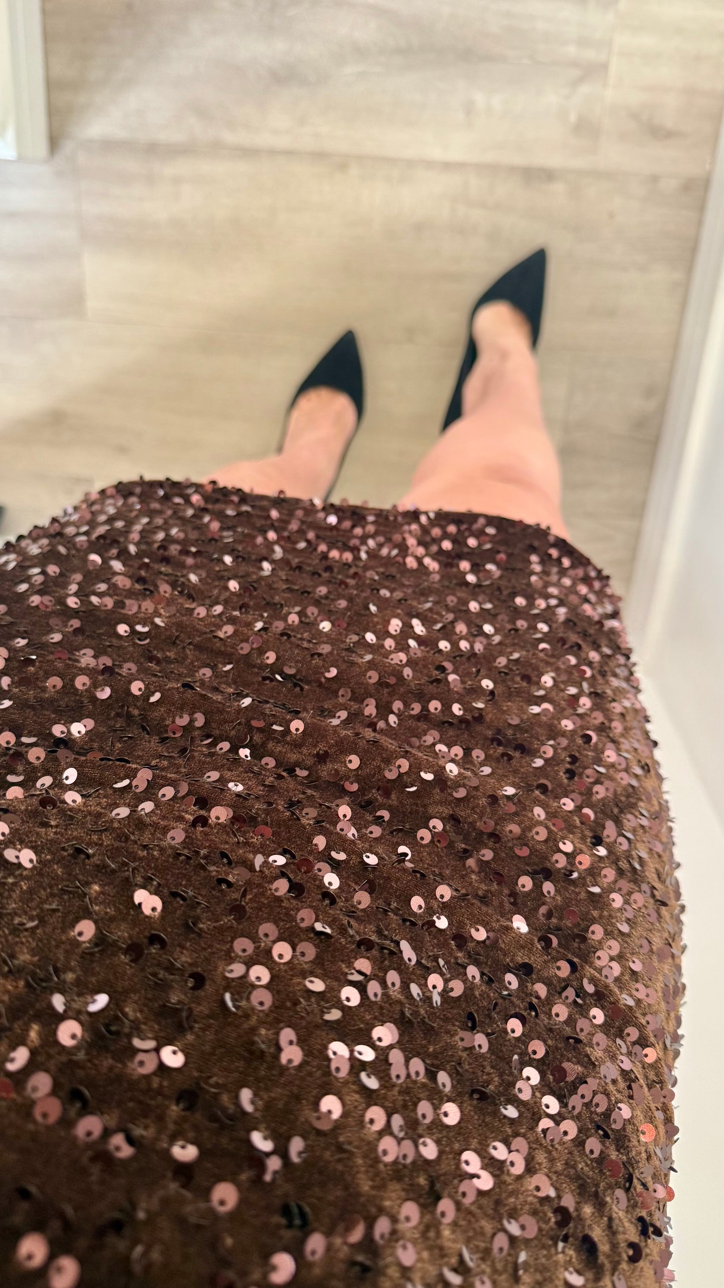 CHOCOLATE BROWN SEQUIN MINI SKIRT