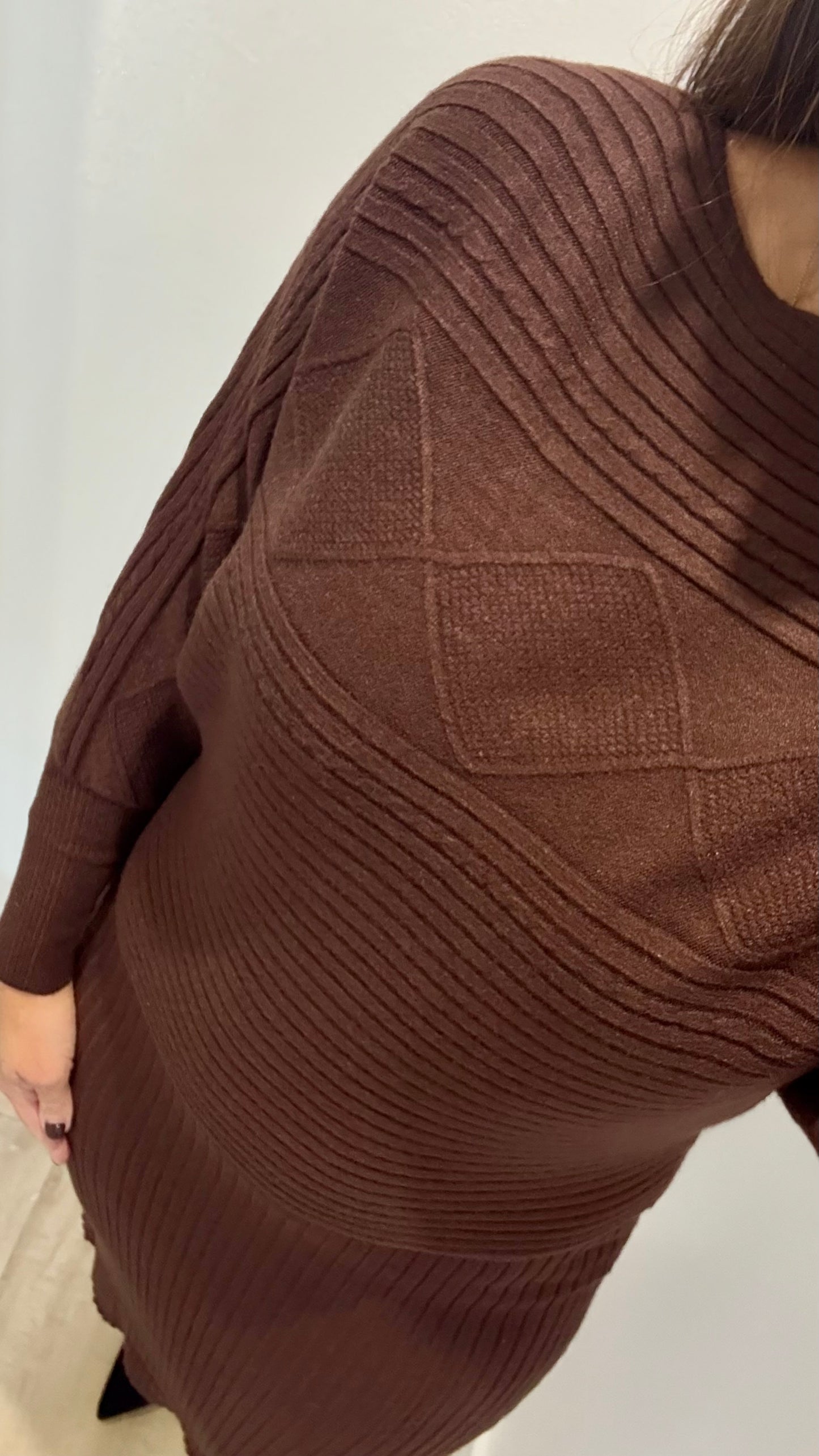 CHOCOLATE KNITTED V-NECK SLEEVELESS DRESS & JUMPER SET