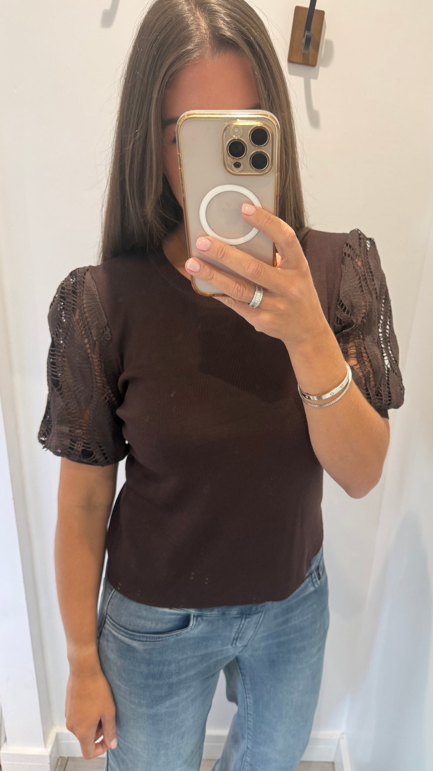 CHOCOLATE LACE SLEEVE FINE KNIT TOP
