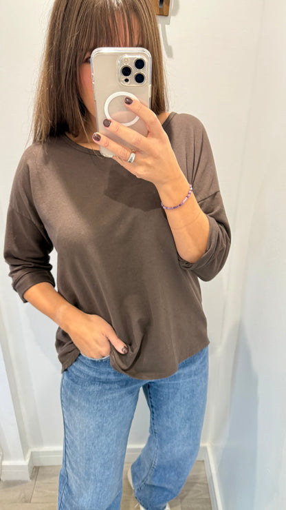 CHOCOLATE BROWN ROLL SLEEVE SWEAT