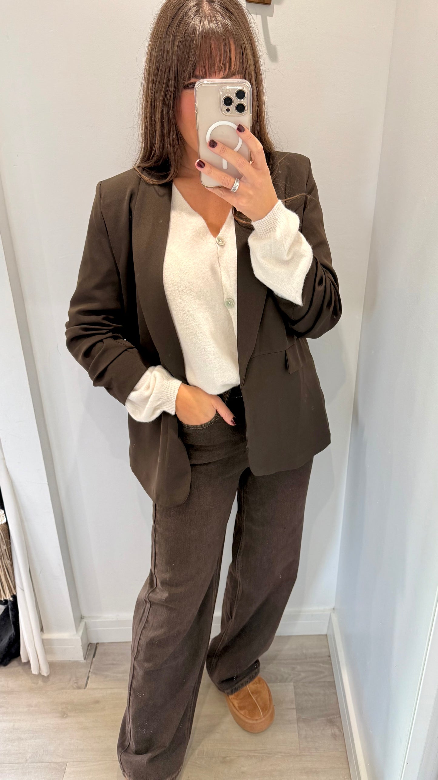 CHOCOLATE RUCHED SLEEVE BLAZER