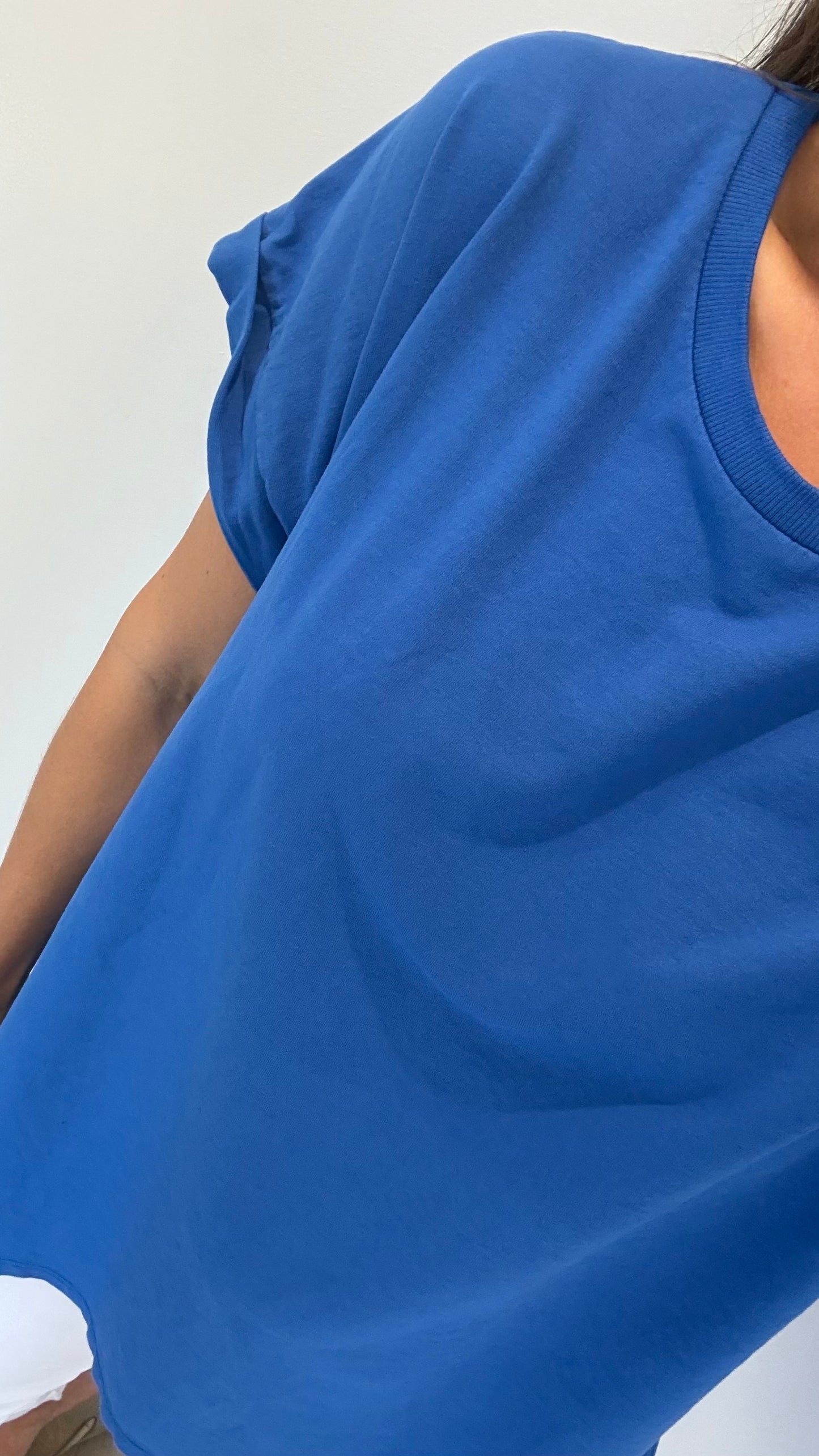 EVERYDAY ROLL SLEEVE TEE - COBALT BLUE