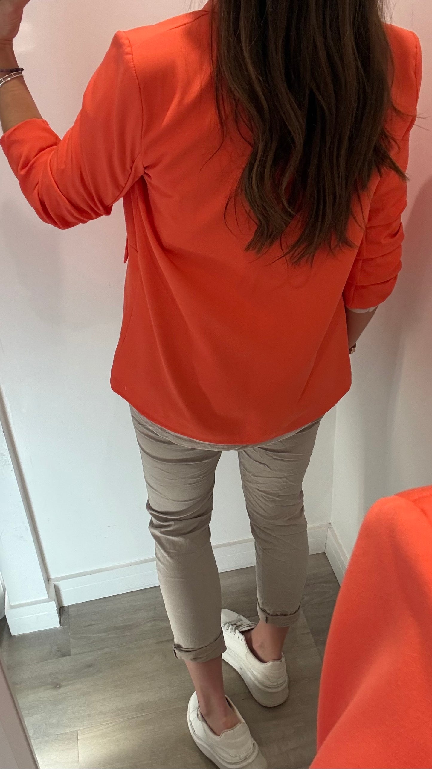 CORAL RUCHED SLEEVE BLAZER