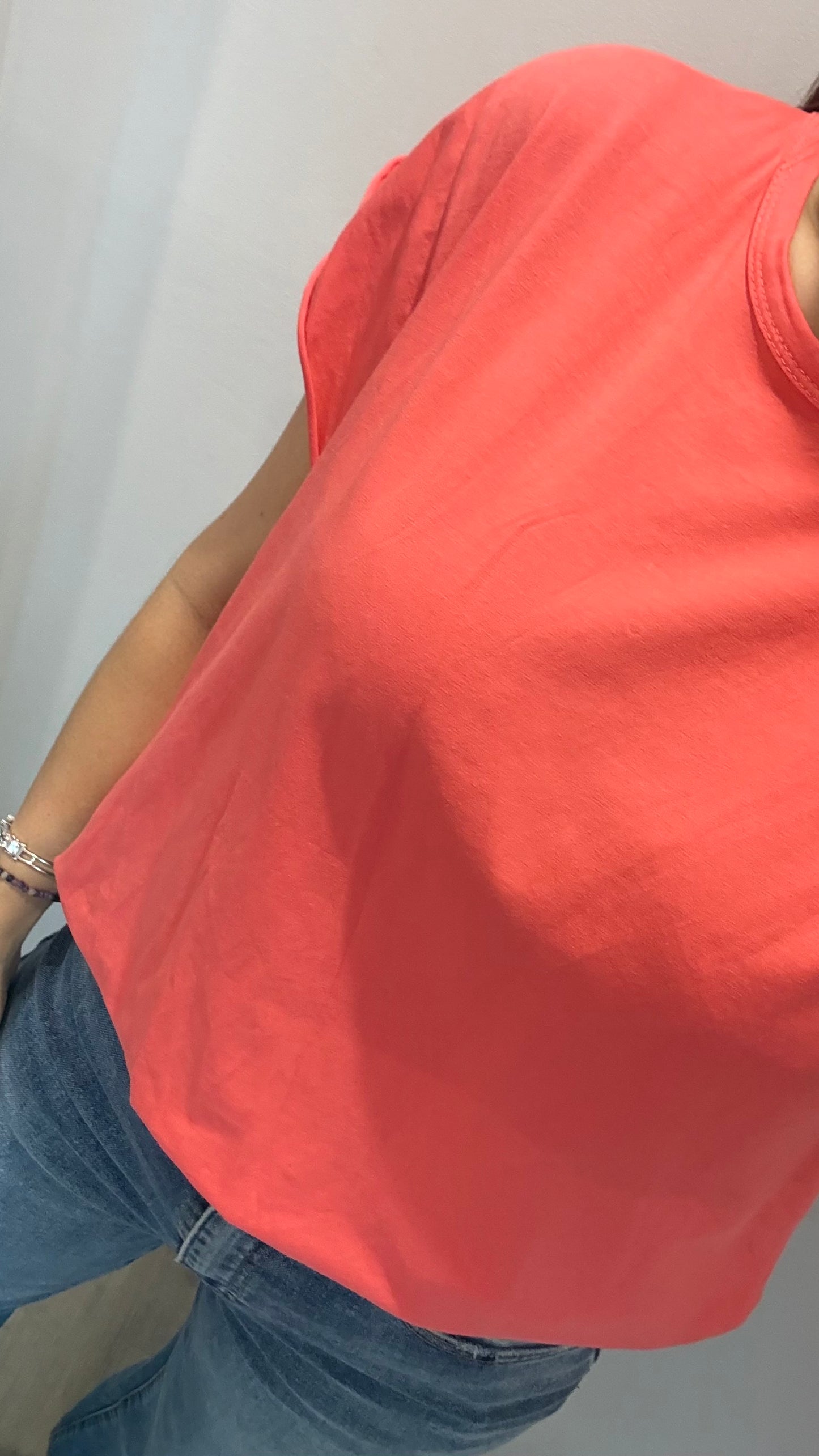 CORAL CAP SLEEVE TEE