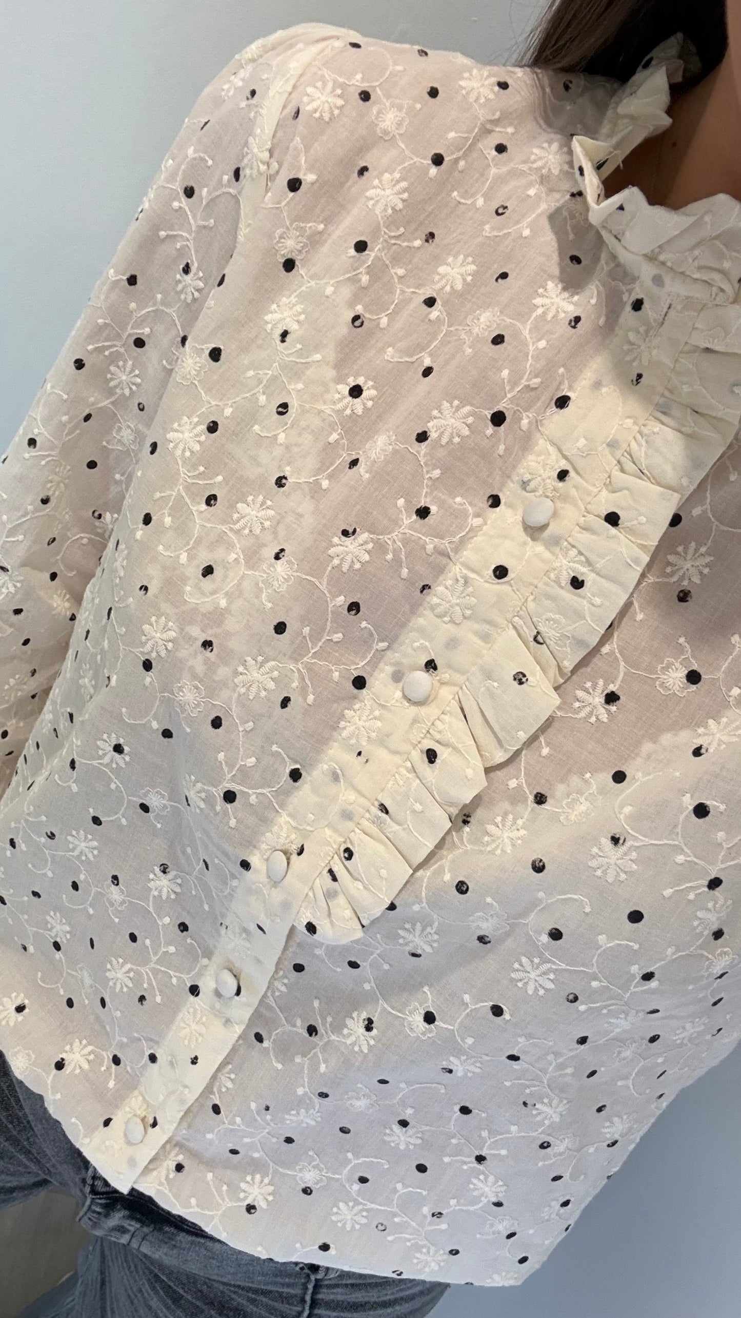 CREAM FLORAL EMBROIDERED SPOT BLOUSE