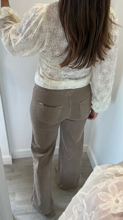 CREAM APPLIQUÉ FLORAL SHEER BLOUSE