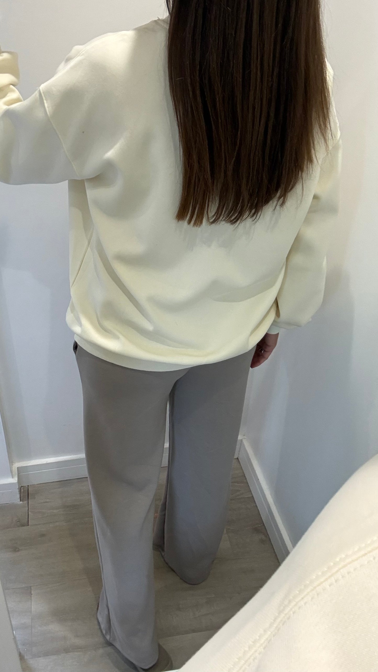 CREAM RENDEZ VOUS OVERSIZED SWEAT