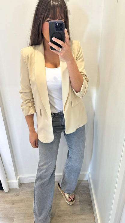 NUDE RUCHED SLEEVE BLAZER