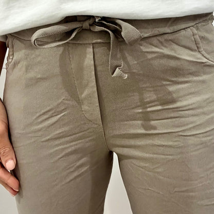 MOCHA MAGIC PANTS