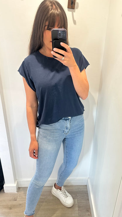 NAVY CAP SLEEVE TEE