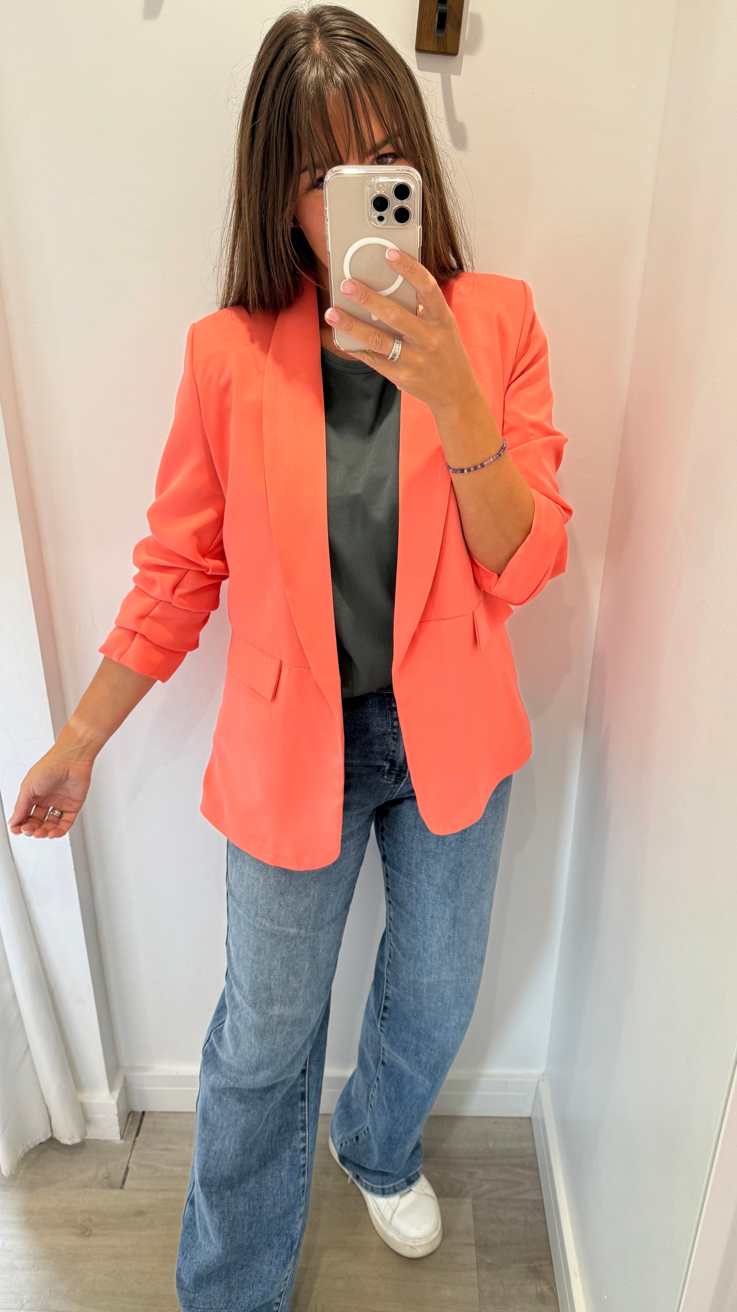 CORAL RUCHED SLEEVE BLAZER