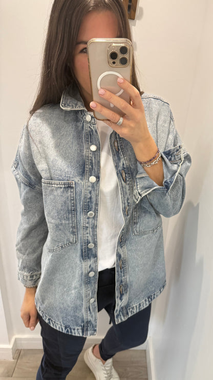DENIM SHACKET WITH UTILITY POCKETS