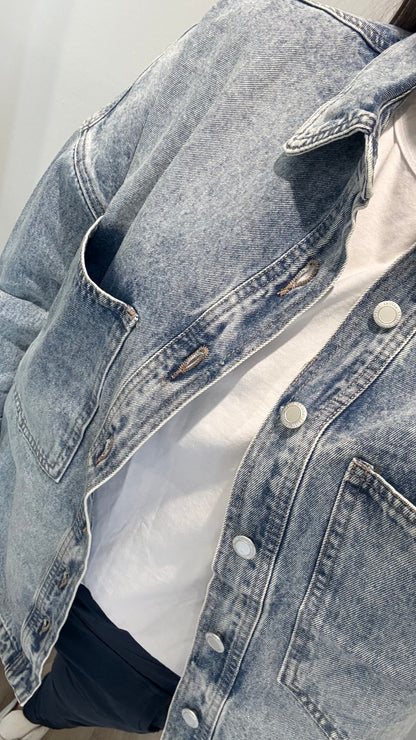 DENIM SHACKET WITH UTILITY POCKETS