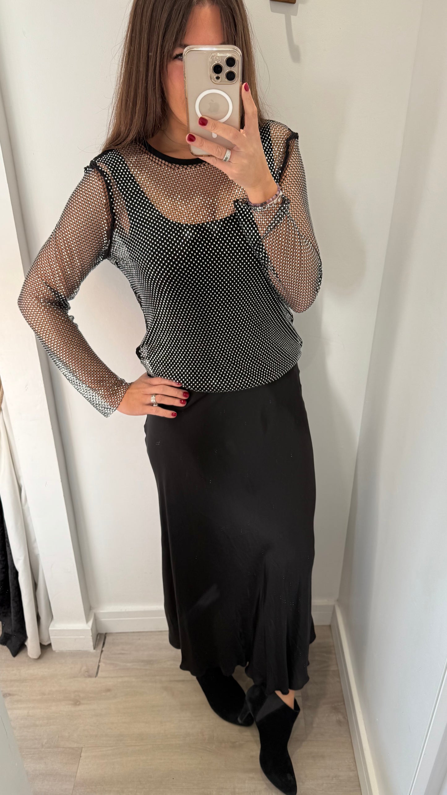 DIAMANTE MESH ROUND NECK TOP