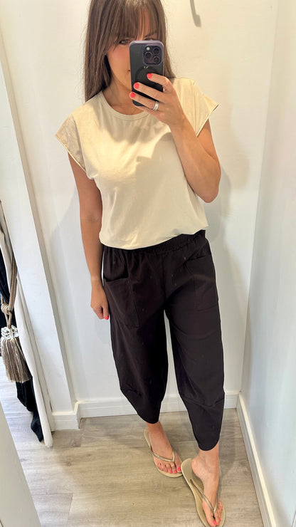 BROWN CROPPED POCKET TROUSERS