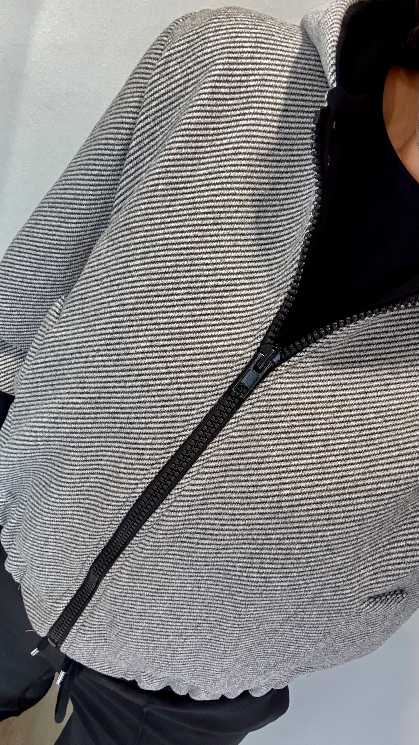 GREY CONTRAST BOMBER JACKET