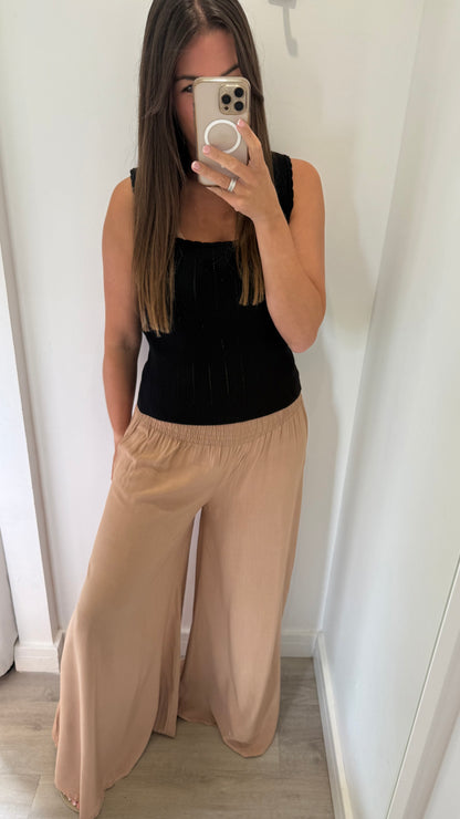 THE EVERYDAY FLOATY WIDE LEG TROUSERS - CAMEL