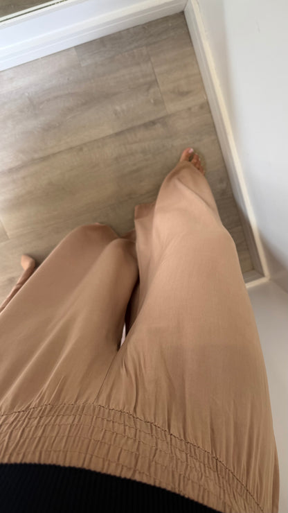THE EVERYDAY FLOATY WIDE LEG TROUSERS - CAMEL