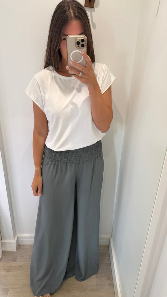 THE EVERYDAY FLOATY WIDE LEG TROUSERS - CHARCOAL