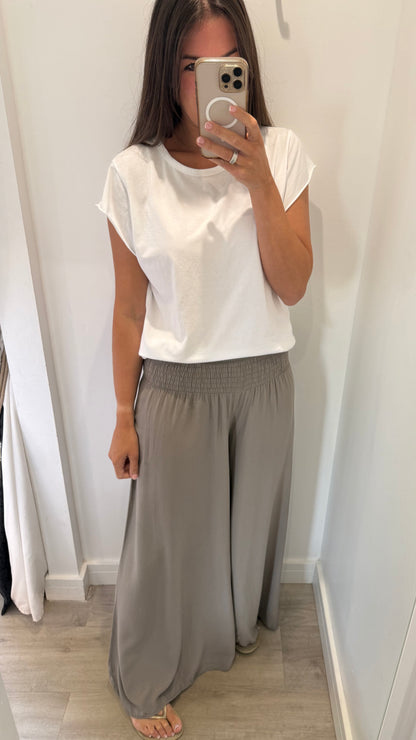 THE EVERYDAY FLOATY WIDE LEG TROUSERS - MOCHA