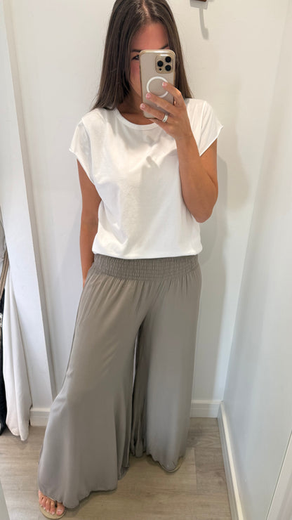 THE EVERYDAY FLOATY WIDE LEG TROUSERS - MOCHA