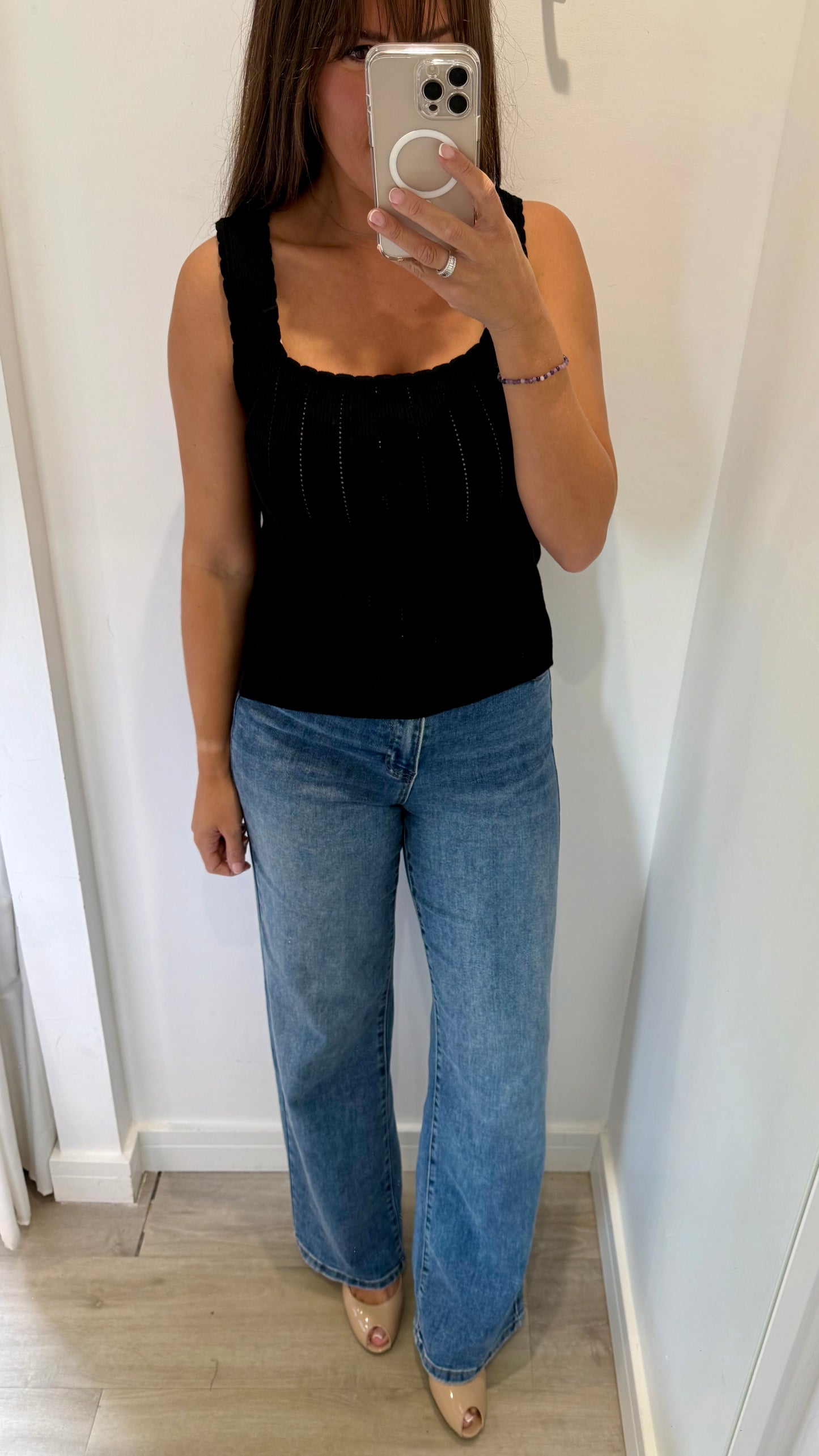 BLACK SCALLOP TRIM VEST TOP