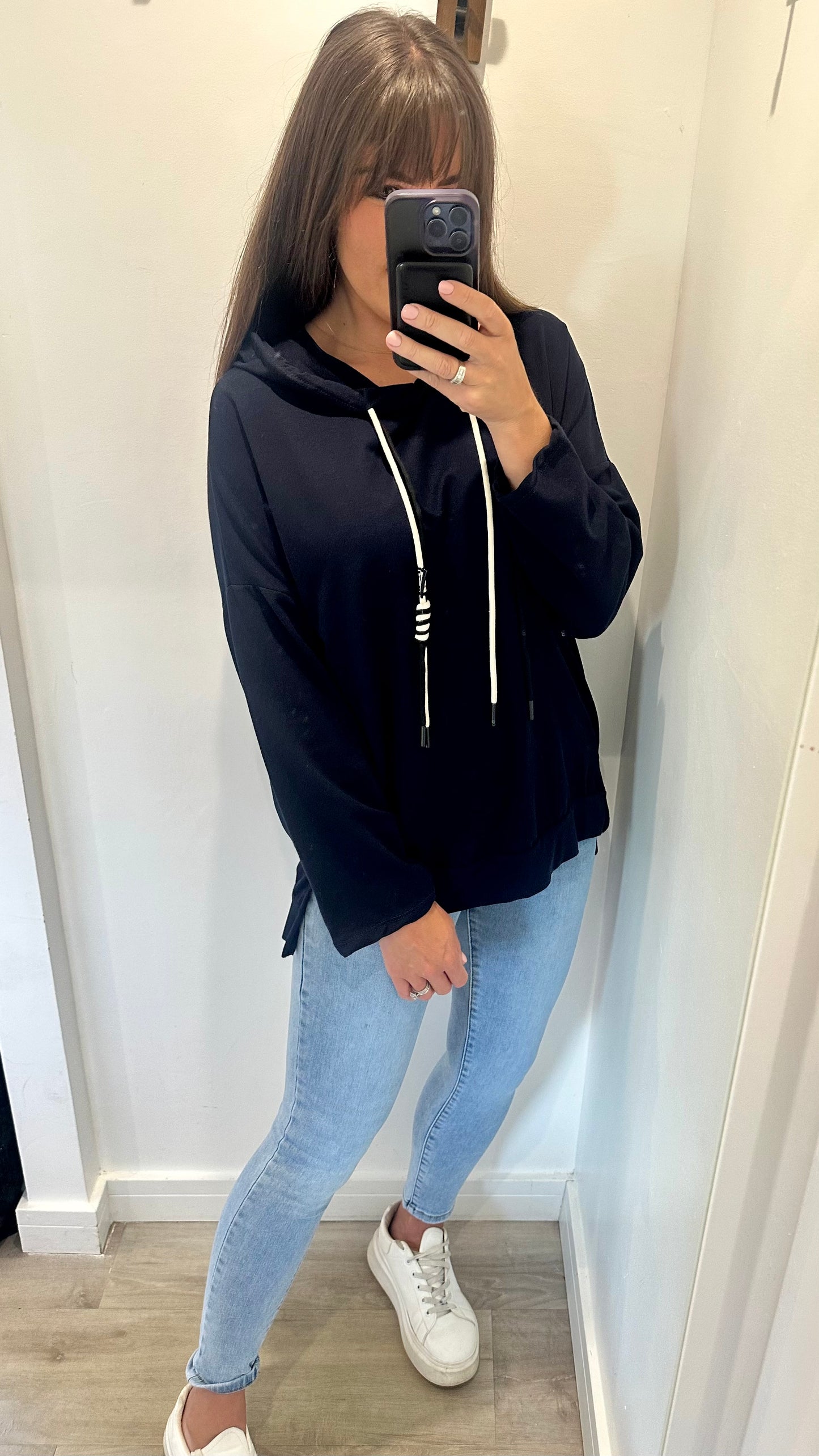 NAVY PLAIN LIGHTWEIGHT HOODIE