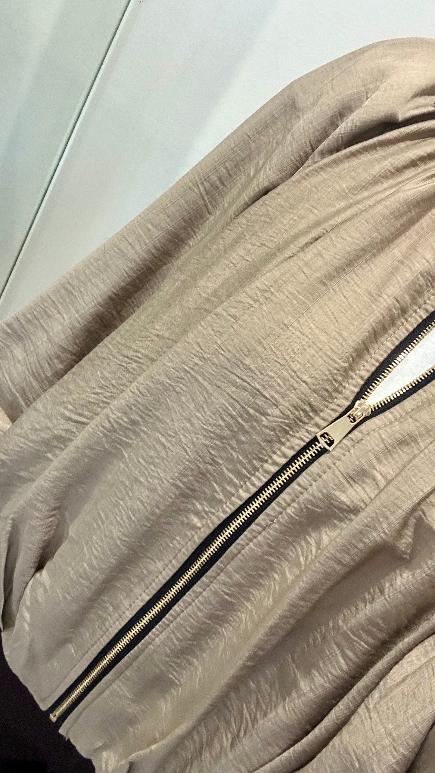 MOCHA BALLOON SLEEVE JACKET
