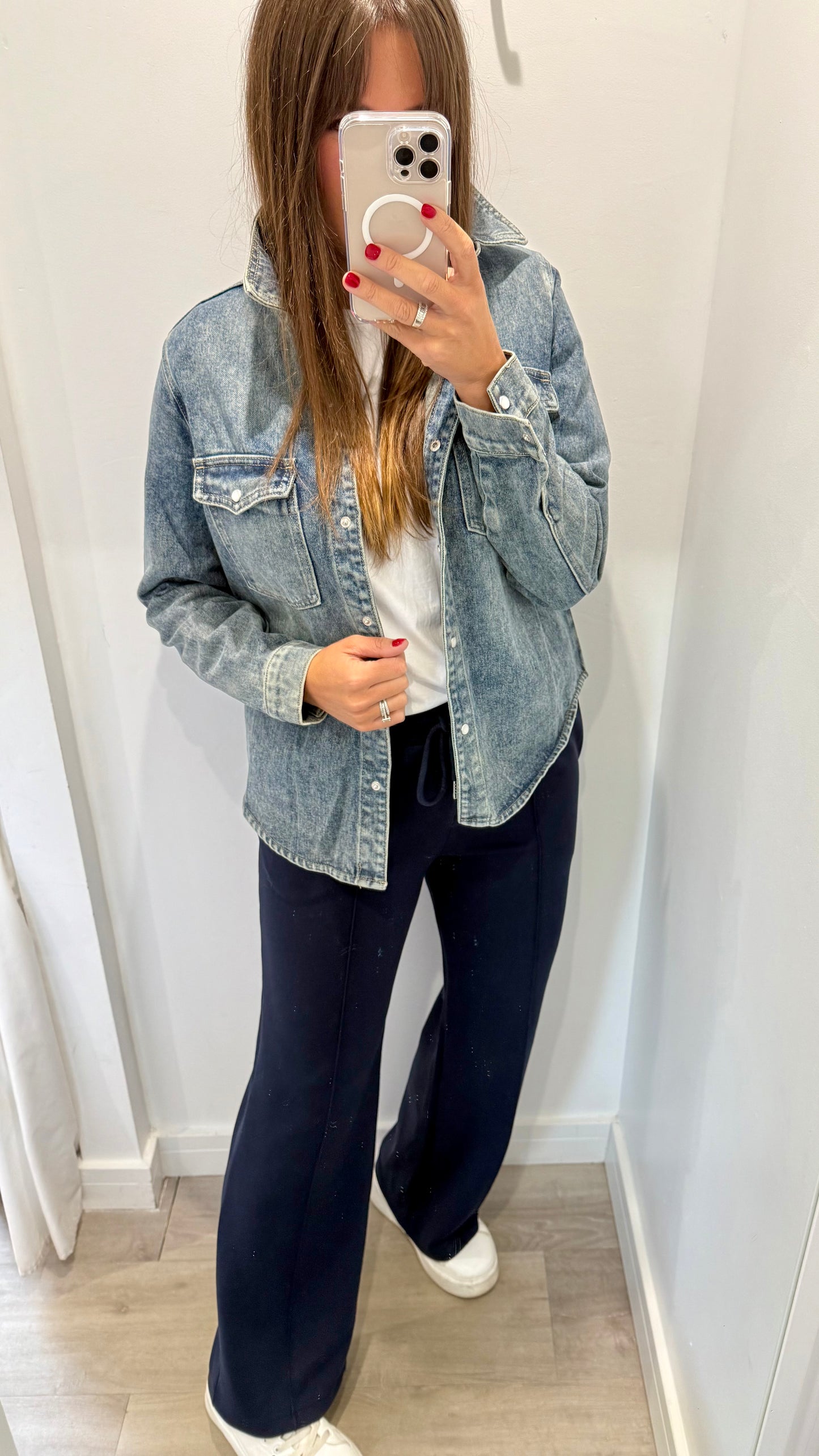 VINTAGE WASH PEARLESCENT BUTTON DENIM SHACKET