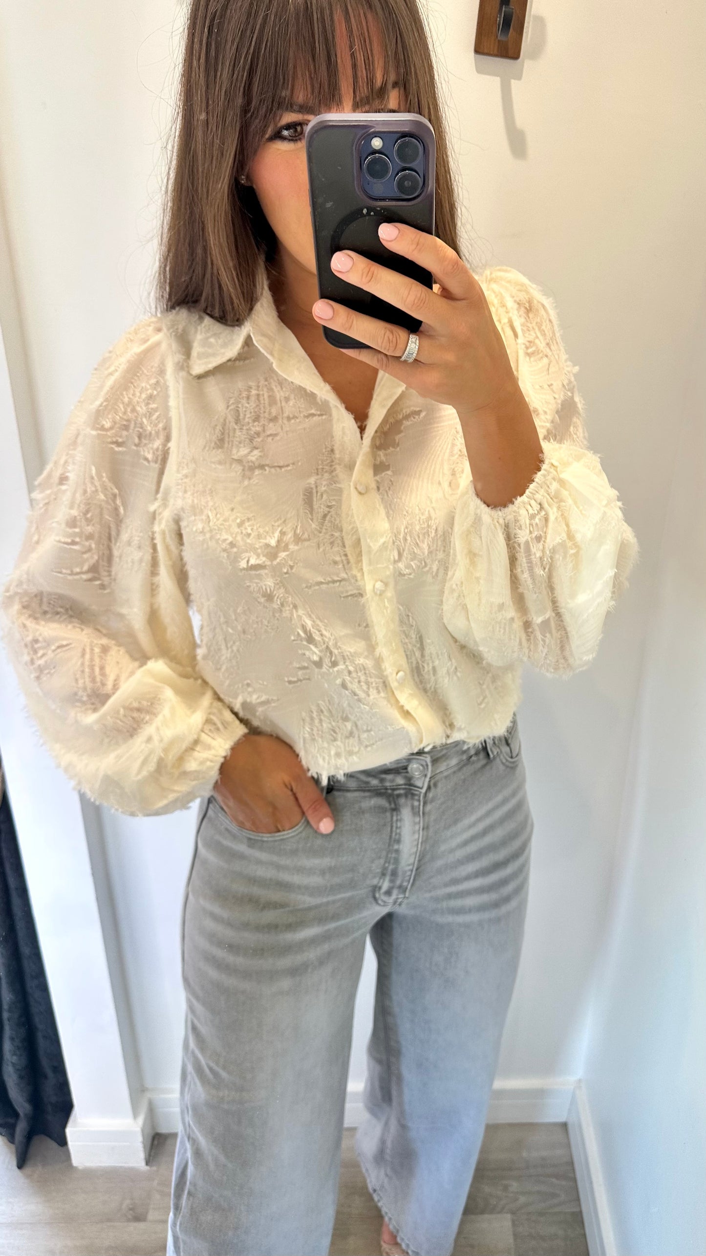 CREAM TEXTURED BLOUSE