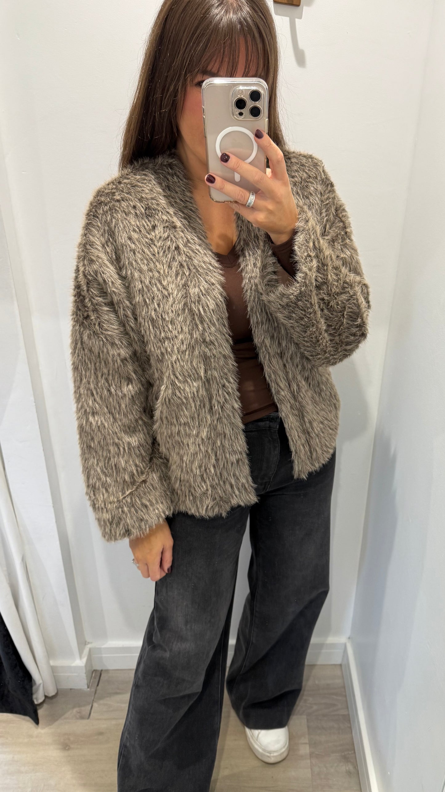 FAUX FUR TEXTURED SHORT JACKET
