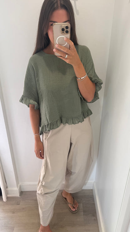 FRILL HEM COTTON TOP – KHAKI
