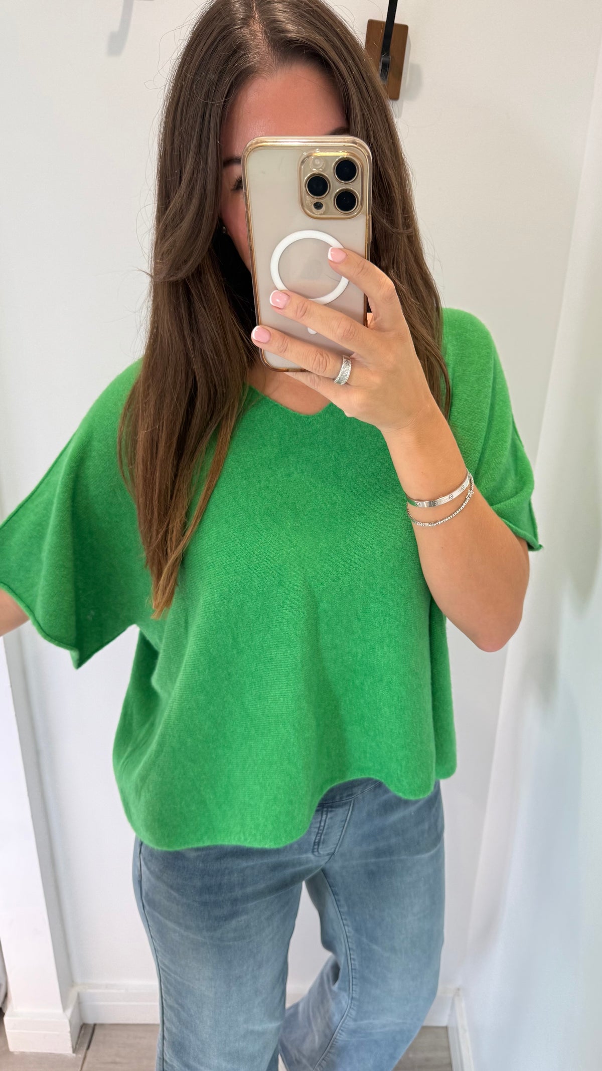 GREEN V-NECK SHORT SLEEVE KNIT