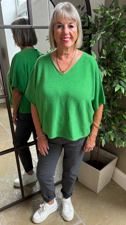 GREEN V-NECK SHORT SLEEVE KNIT