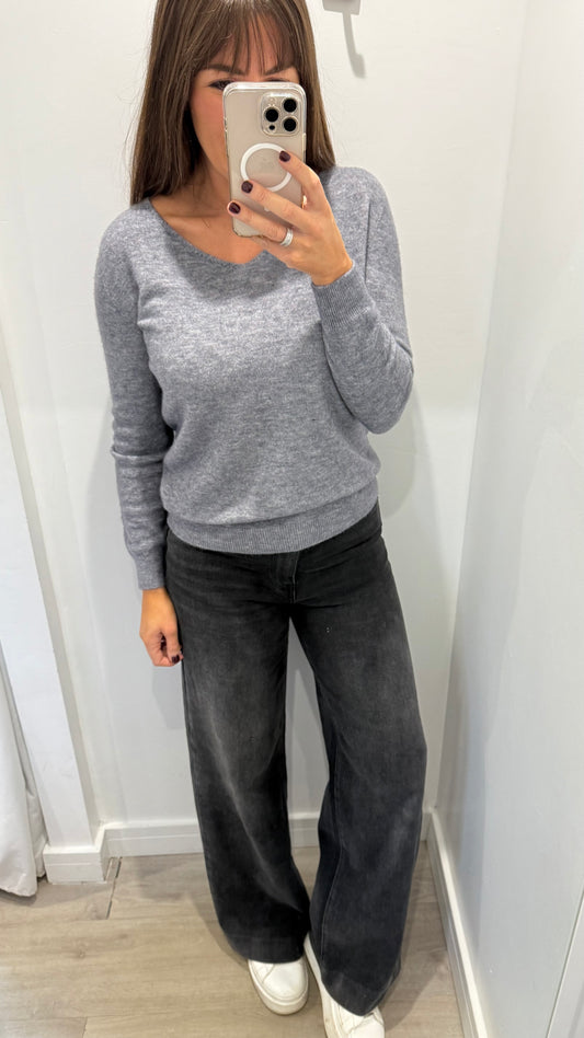 GREY V NECK JUMPER