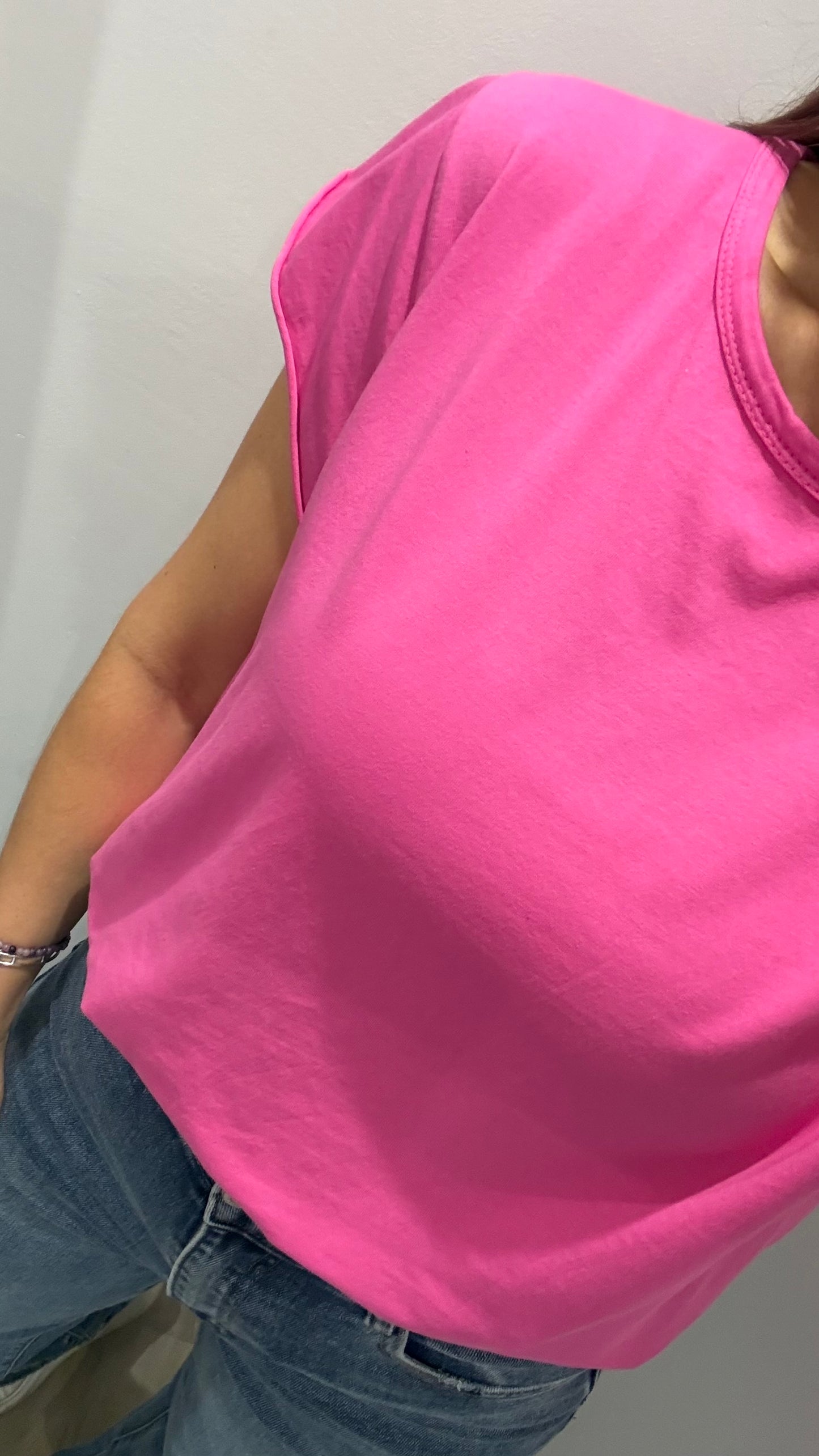 HOT PINK CAP SLEEVE TEE
