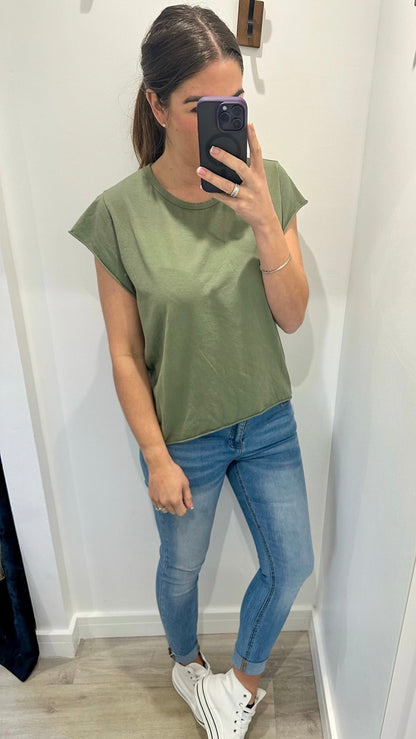 KHAKI CAP SLEEVE TEE