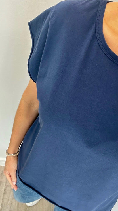 NAVY CAP SLEEVE TEE
