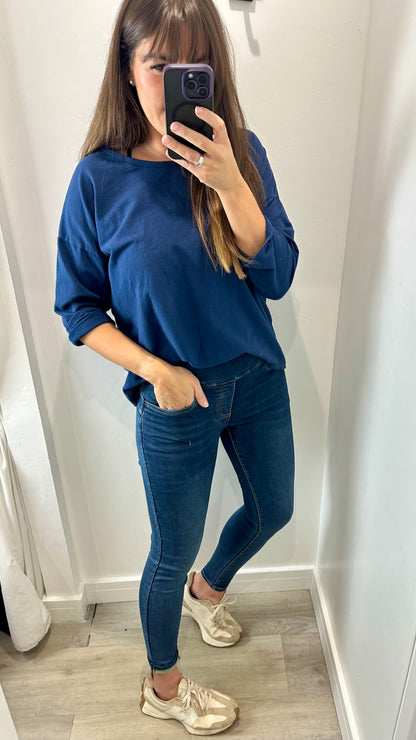 MID WASH TOCADO JEANS