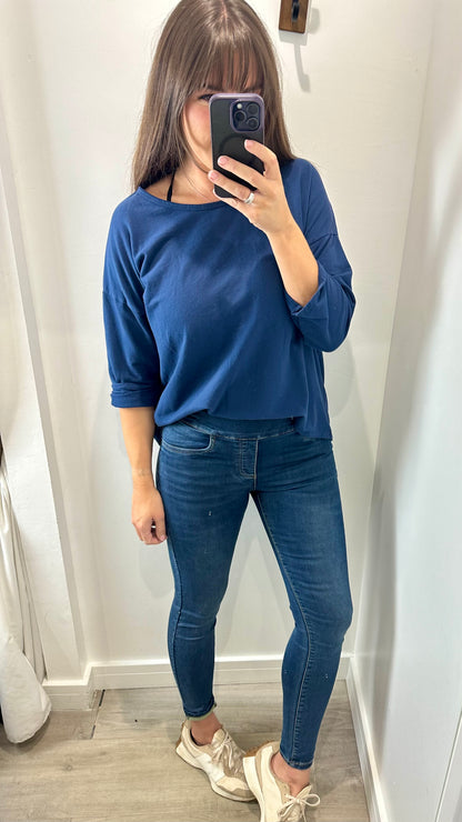 MID WASH TOCADO JEANS